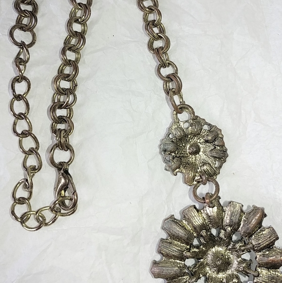 BLUE & CLEAR RHINESTONE STATEMENT BIB NECKLACE - Picture 5 of 9